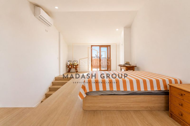 Foto c8924293-fabd-4fc0-a15b-a0f0e65e0016. Casa aparellada amb calefacció aparcament a Canonja (la)