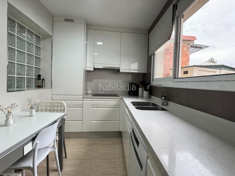 Foto 0cc19b56-c5ac-48d8-9a00-e9f844183d7f. Casa amb calefacció aparcament a Migjorn Reus