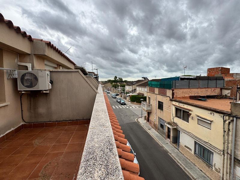 Foto 1a44d74b-4e9e-4aac-831f-75d769215b7f. Casa amb calefacció aparcament a Migjorn Reus