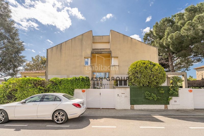 Foto bf8a8f8e-9657-4907-872d-b1daa9511ad2. Casa amb calefacció aparcament piscina a Mestral Reus