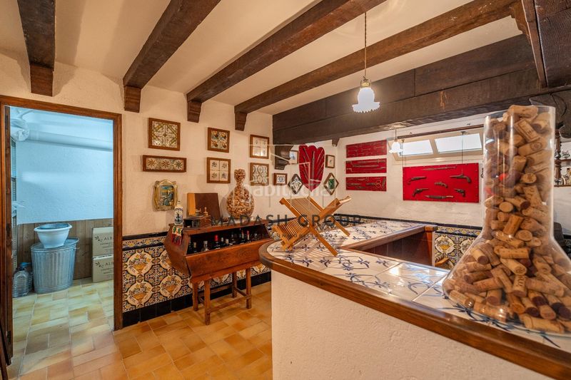 Foto f3b155b4-5273-4487-a190-44c2998edab2. Casa amb calefacció aparcament piscina a Mestral Reus