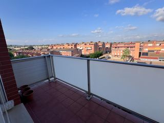 Attique  Teresa pamies bertran. Ático con terraza privada en reus