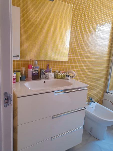 Foto 7100ecbc-3730-4cbc-a0e3-ed10cbf91a9b. Rent semi detached house with heating parking pool in Roquetas de Mar