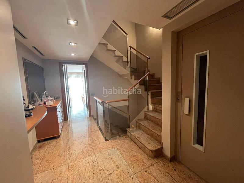 Foto d784794e-7e5a-4845-ac44-1165885191a7. Casa  espectacular con ascensor en pleno centro ! en Sabadell
