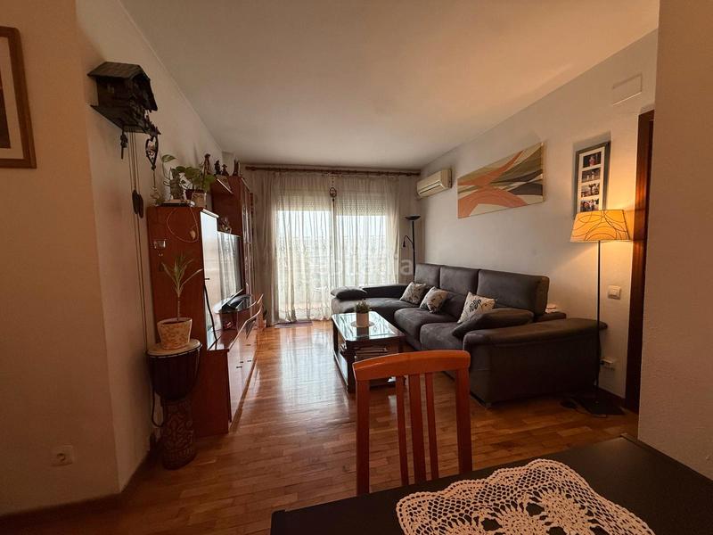 Foto 39a10202-ad72-4235-9675-916b9edd68ec. Duplex with heating parking in Centre Sabadell