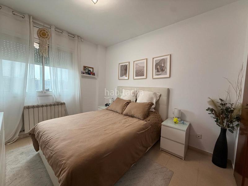 Foto aa9d7baf-66dd-4d16-baea-bafc18de39e9. Duplex with heating parking in Centre Sabadell
