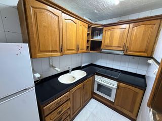 Flat in Can Deu. Piso en venta de 2 habitaciones con dos niveles totalmente exter