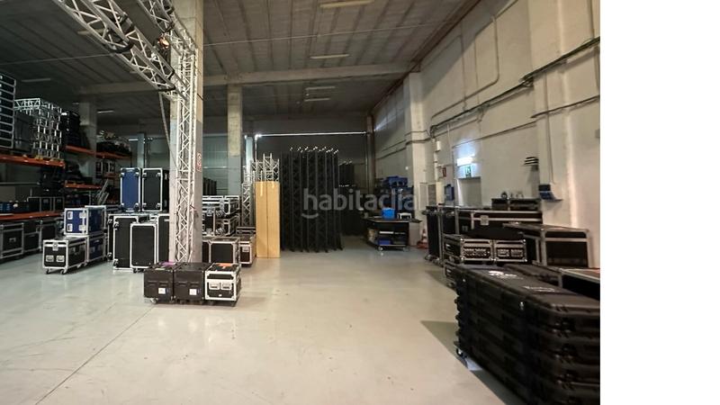 Foto cc54f43c-00a7-4442-be6e-0022b97f4190. Rent industrial building with heating in El Pla Sant Feliu de Llobregat