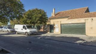 Reihenhaus  Calle pilar bardem. Magna4 inmobiliaria pone a la venta este precioso chalet Reihenhaus  Calle pilar bardem. Magna4 inmobiliaria pone a la venta este precioso chalet