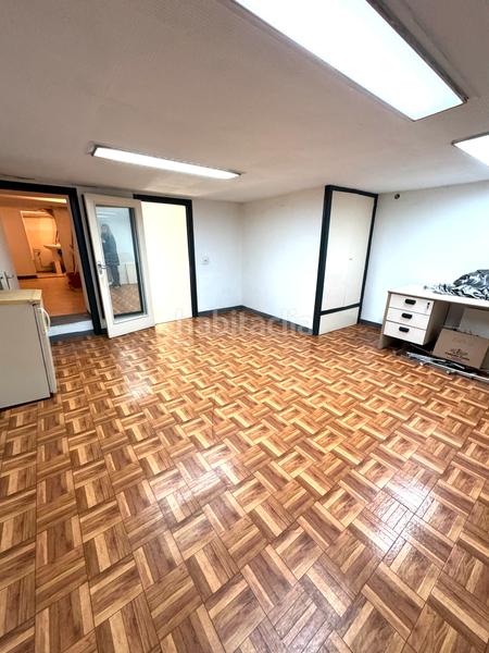 Foto 2891a4bb-890d-44fa-9289-315374761cc8. Local comercial local en venta en pleno centro en Manresa