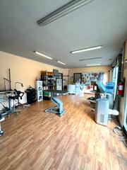 Trapasso Locale commerciale in Plaça Catalunya. Peluqueria canina en traspaso en manresa