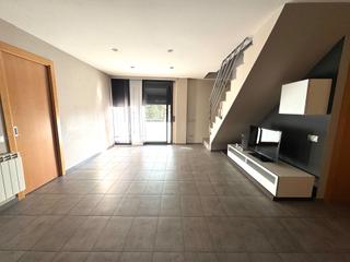 Dúplex a Artés. Dúplex en venta en artés