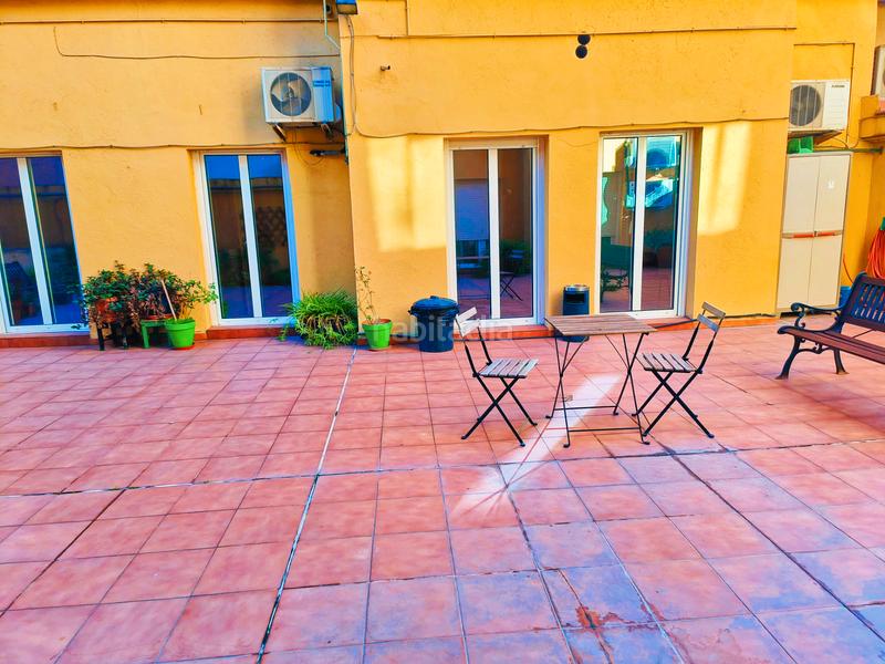 Foto c506c06f-7755-4992-8a30-d59fa56b3744. Affitto locale commerciale con riscaldamento in Centre Rubí