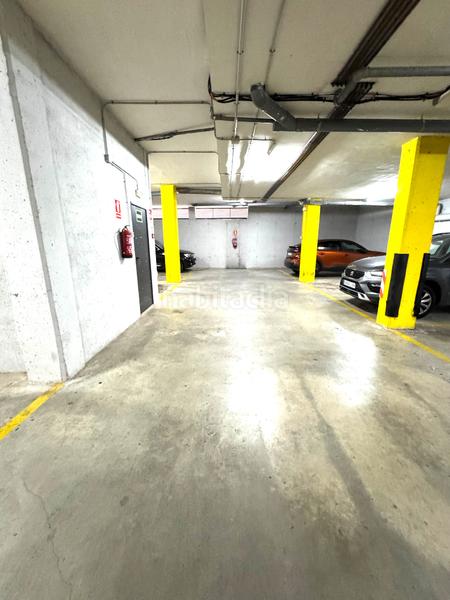 Foto a533d791-1061-4827-be1b-03234b2c1665. Parking coche plaza de parking en venta en Font dels Capellans - Sagrada Familia Manresa