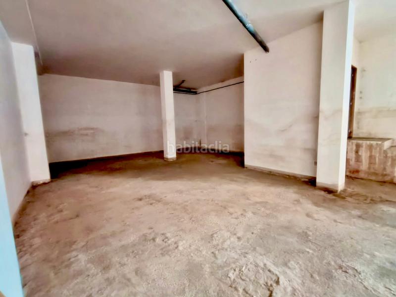 Foto 0debf7c6-192a-4d80-b764-d1d39bfa4d7d. Local commercial dans passeig de pau claris 62 dans Rubí