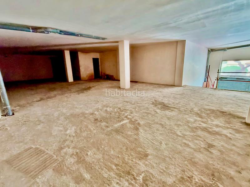 Foto 1ae927c5-ddf0-4e5b-880e-f8fd5e663128. Local commercial dans passeig de pau claris 62 dans Rubí