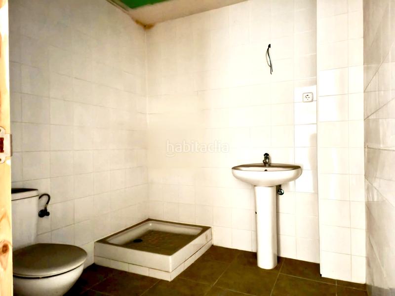 Foto fea3a6ad-d715-497c-ad9b-6e031cc47ccf. Local commercial dans passeig de pau claris 62 dans Rubí