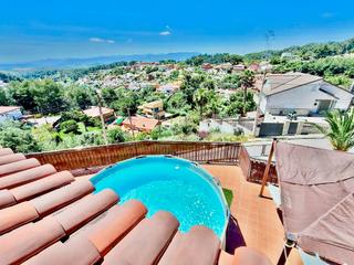 Casa en Camí d'ullastrell 385. Casa independiente con apartamento con entrada exclusiva