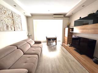 Appartement à Font dels Capellans - Sagrada Familia. Excelente planta baja en manresa