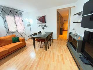 Planta baja en Carrer santa maria 1. Piso de 2 habitaciones con parking centro de rubi