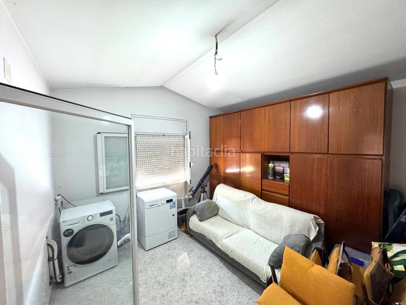 Foto 0cd3a48e-1023-4816-b875-c0e6ee68a874. Piso  con terraza y garaje particular en Barri Mion - Puigberenguer Manresa