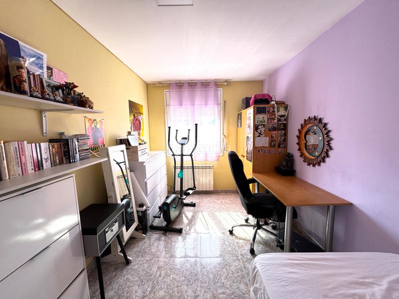 Foto 7566b036-47ab-4027-bde4-d4ed8bedda04. Piso  con terraza y garaje particular en Barri Mion - Puigberenguer Manresa