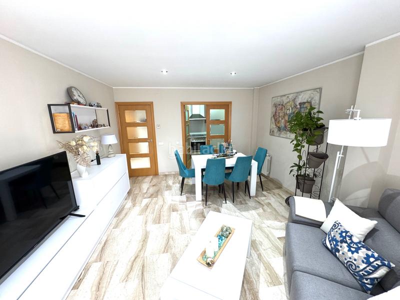 Foto 323a2c40-b21b-4f8f-988d-466077acfaf8. Pis amb calefacció a Poble Nou Manresa