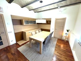 Appartement à Carretera de Vic - Remei. Exclusivo piso de 4 habitaciones en manresa