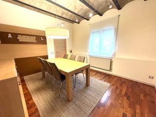 Appartement à Carretera de Vic - Remei. Exclusivo piso de 4 habitaciones en manresa