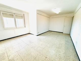 Local commercial à Valldaura-Carretera de Cardona. Estudio / local comercial en venta en manresa