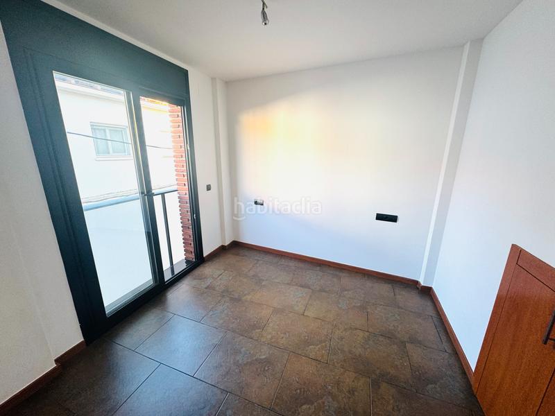 Foto 877f7466-2fc4-4a86-aa2d-a47de2e2692a. Flat with heating parking in Navarcles