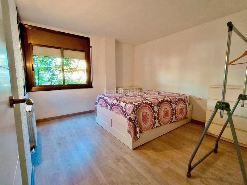 Foto 4cace2c4-1769-46ba-b5e3-1f7ff57236bb. Pis amb calefacció a Mercat Rubí