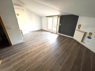 Dúplex en Sant Vicenç de Castellet. Duplex para acabar a tu gusto en sant vicenç de castellet