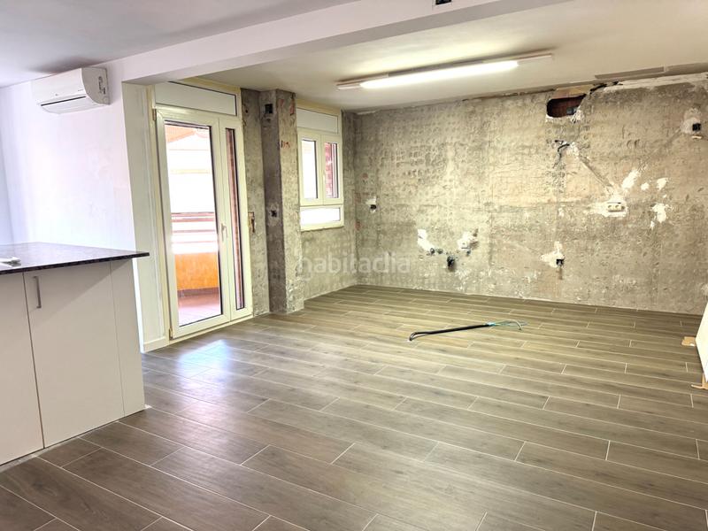 Foto dd1863ee-2afe-48c0-85f9-22527e9ad10c. Zweistöckige wohnung mit heizung parking in Sant Vicenç de Castellet