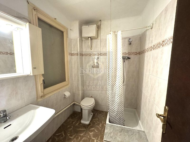 Foto 0fc93dfe-8434-4e20-9183-93da6e06306f. Pis a Plaça Catalunya Manresa