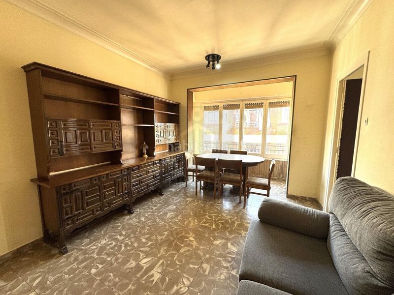 Foto 8e5fed2c-6d52-4acf-9407-e547006a940b. Pis a Plaça Catalunya Manresa