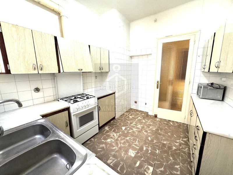 Foto e463d6fc-3054-4f27-916a-680246ab75c5. Pis a Plaça Catalunya Manresa