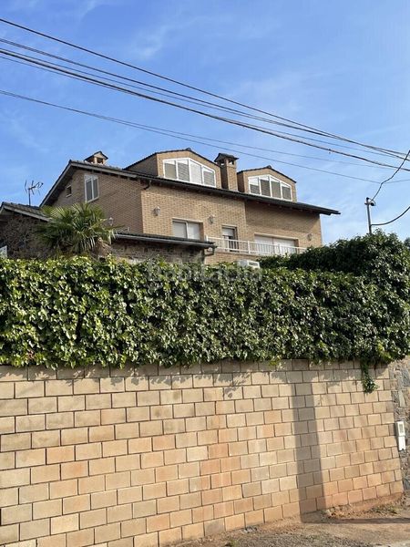 Foto 2cc8a92b-9baf-4e51-9f34-35b8d32bdec9. Chalet en Castellnou de Bages