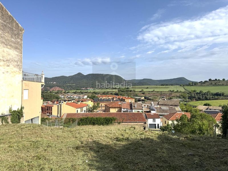 Foto d8467b42-2261-43e3-a37a-f6360a310cf8. Terreny residencial a Artés