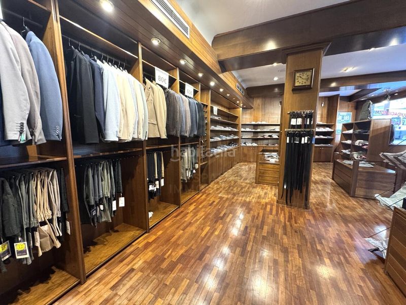 Foto a7a60388-cbb6-4925-9112-4a797fc387ee. Local comercial a Barri Antic Manresa