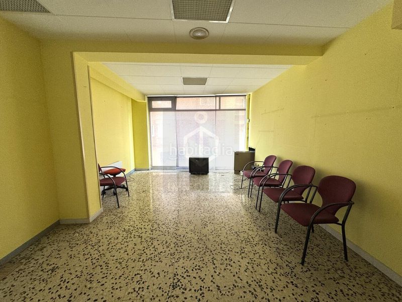 Foto 6efabb5c-a391-47f5-9888-2c8912a44f98. Local comercial a Barri Antic Manresa