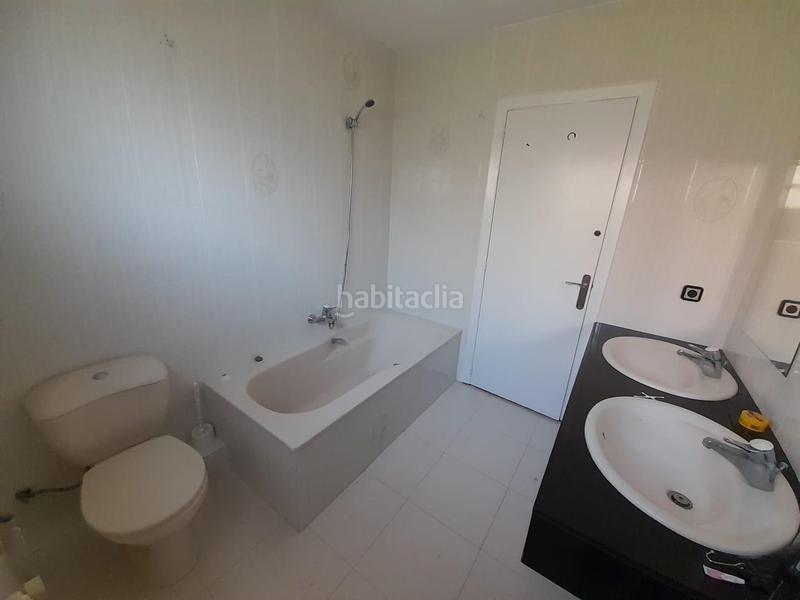 Foto e418ef7d-dee1-4deb-9bfc-7d288792cf43. Chalet con riscaldamento parcheggio piscina in Els Masos - Els Garrofers Coma-ruga