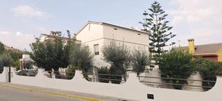 Chalet in Carrer CAMI VELL POBLA MONTORNES