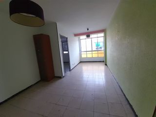 Etagenwohnung in Centre