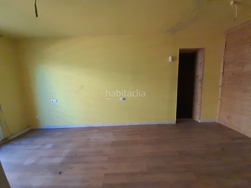 Foto 43df275a-01dd-41b1-b71e-f9cf9e665e53. Xalet amb aparcament a Segur de Calafell nucli urbà Segur de Calafell