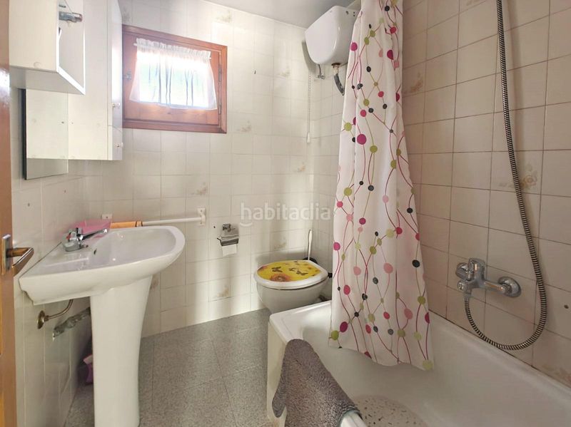 Foto b6dd0478-12de-49c6-ad8f-736887860438. Casa amb aparcament a Prades