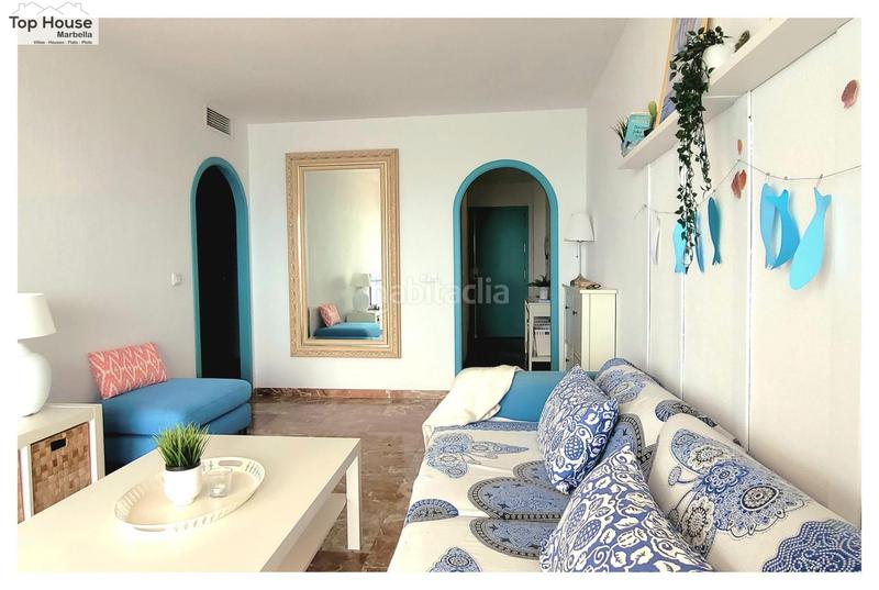 Foto 84a6d633-eaa2-42c3-8ac2-c7d3cffc38b6. Alquiler apartamento excepcional apartamento en primera linea de playa en Fuengirola