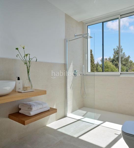 Foto 1c523912-cd6e-4dd0-b0ce-518d3e71f212. Chalet mit parking pool in Valdeolletas - Las Cancelas - Xarblanca Marbella