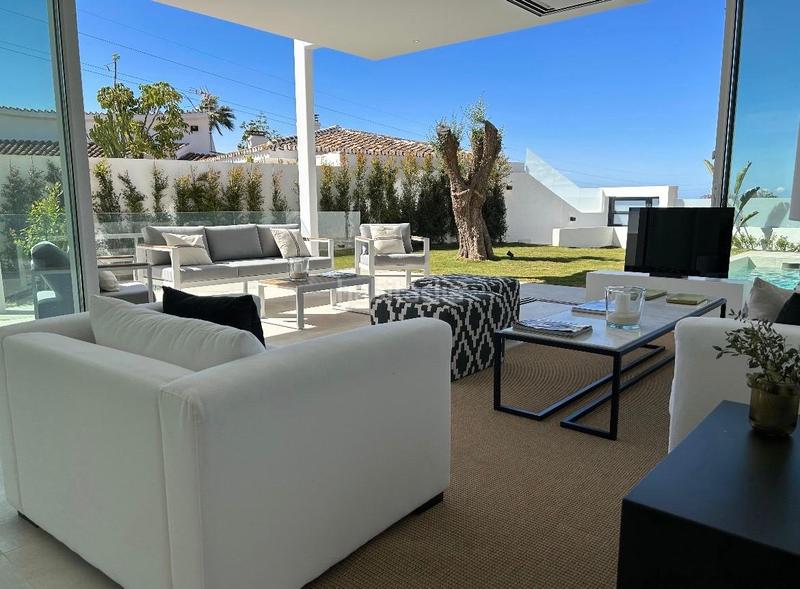 Foto 7dd5b100-56a3-4f71-a030-f7146ca929c5. Chalet mit parking pool in Valdeolletas - Las Cancelas - Xarblanca Marbella