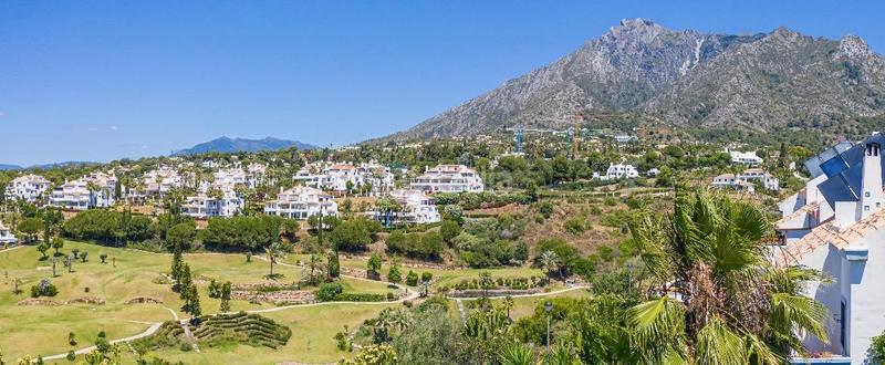 Foto 832f2f16-8bb9-4867-b266-c08cf2636fc4. Chalet mit parking pool in Valdeolletas - Las Cancelas - Xarblanca Marbella